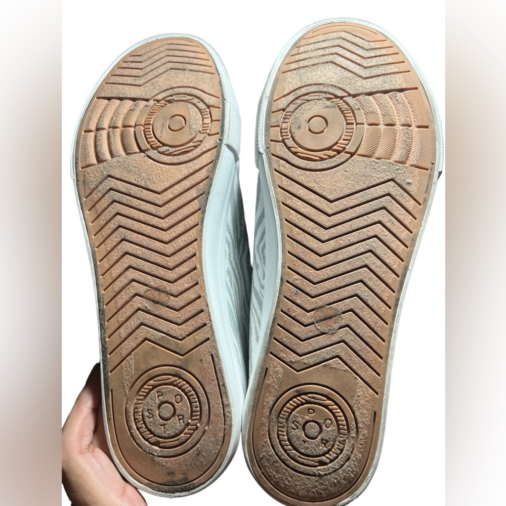 Zebra Serra Memory Foam size 9 slip on sneakers - Picture 4 of 4